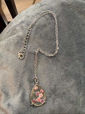 9-Teardrop Pendant‎ Necklace with Pink Gem Accents - Silver Tone